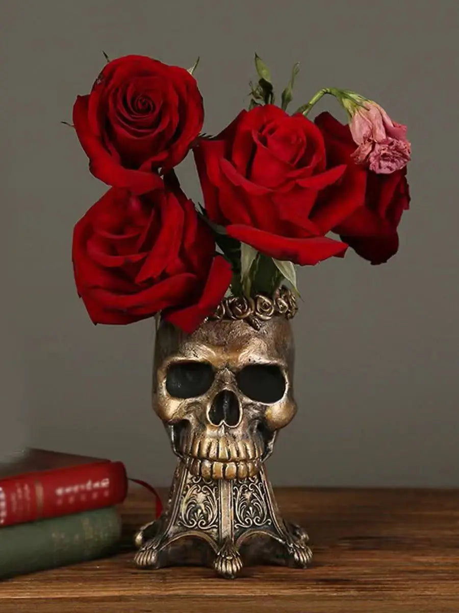Gothic skull vase size chart: 12cm tall, 6cm opening, 8cm base